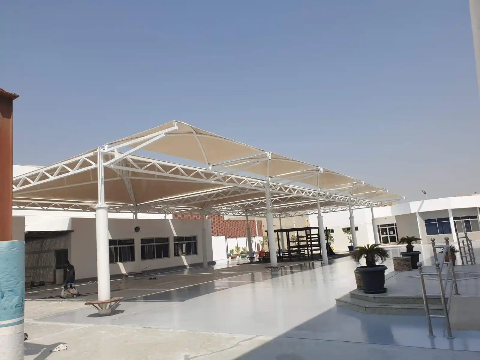 مظلات سيارات الرياض